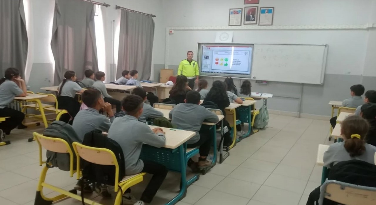Yenipazarda öğrencilere trafik eğitimi verildi