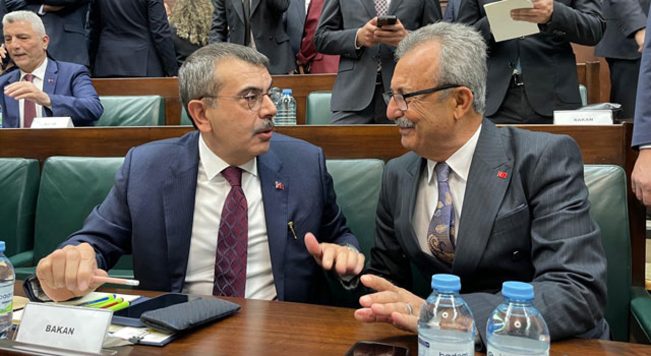 Yeşildemir, Bakan Tekin ile Bir Araya Geldi