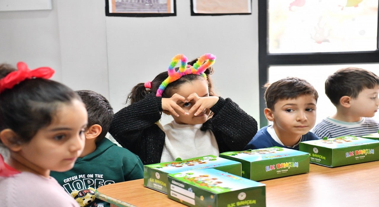 Yeşilyurtta çocuklar tarım sevgisi ile büyüyor