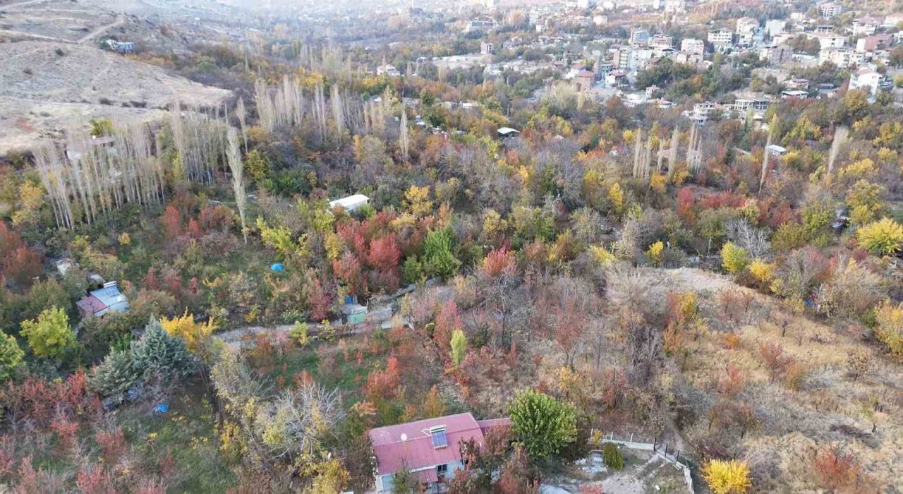 Yeşilyurtta sonbaharda kartpostallık görüntüler ortaya çıktı