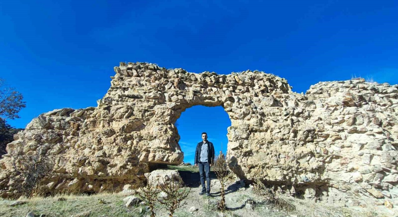 Yozgatta 8 asırlık Çınçınlı Sultan Han ilgi bekliyor