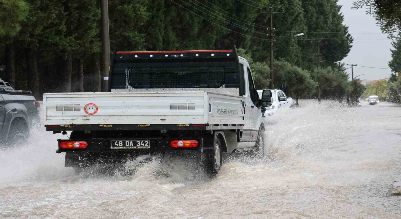 6 Aralıkta Muğlada en fazla yağış Ula Kavakçalı Mahallesine düştü