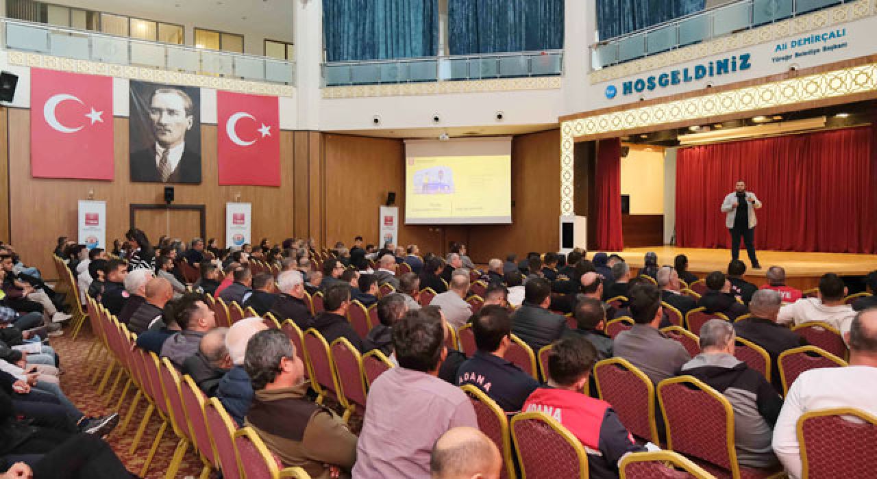 Adana Büyükşehir Personeline Güvenli Sürüş Eğitimi Verildi