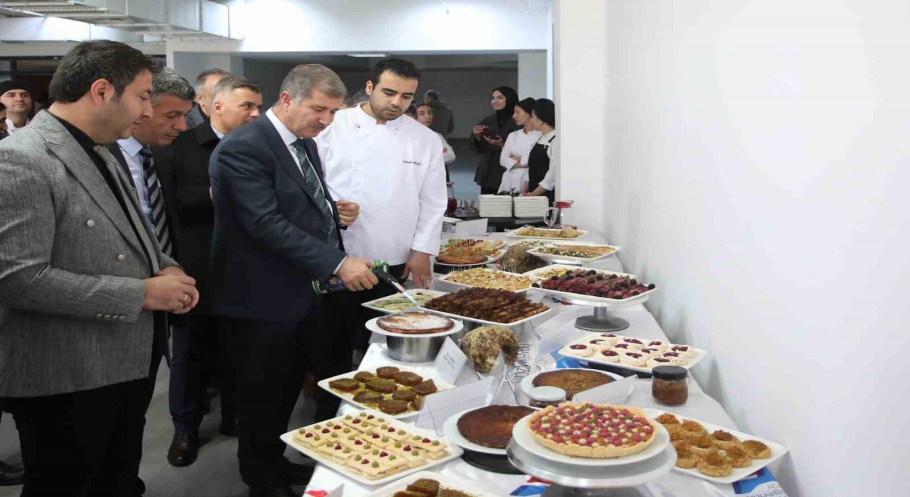 Ağrıda Topraktan Sofraya Pancarın Zarafeti etkinliğinde şeker pancarından elde edilen 20 çeşit ürünün sunumu yapıldı