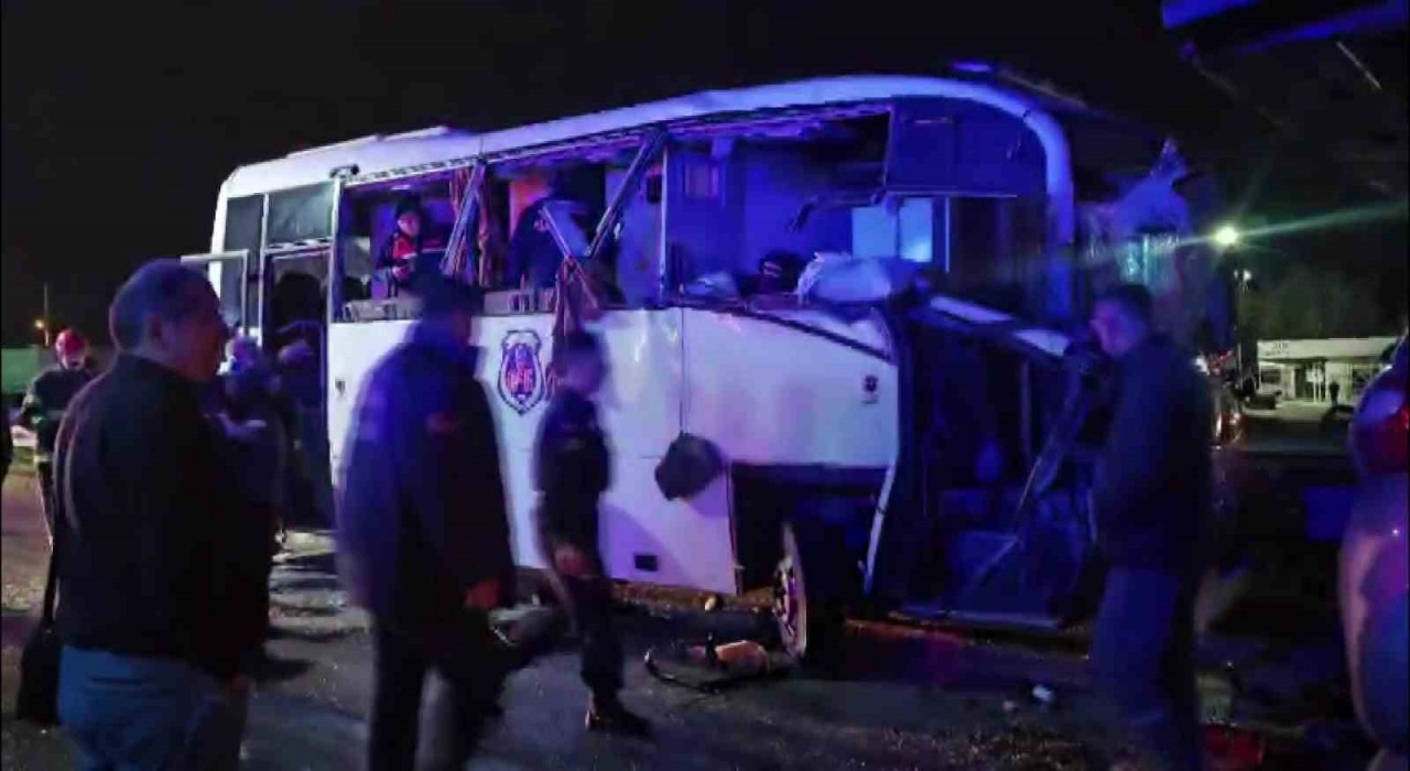 Amasyada zincirleme kaza: Çok sayıda yaralı var