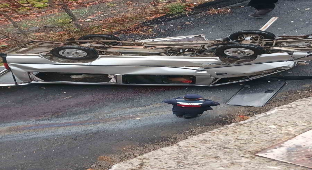 Artvinde trafik kazası: 3 ölü