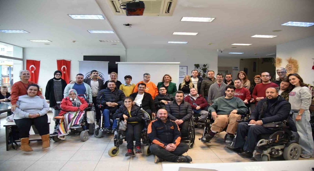 Atakum Belediyesinden özel gereksinimli bireylere yönelik afet farkındalık eğitimi