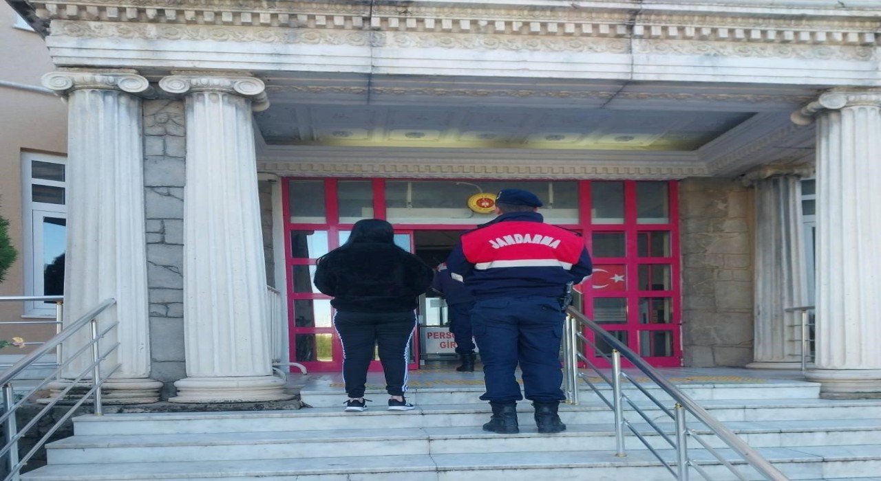 Aydında 2 aranan şahıs operasyonla yakalandı