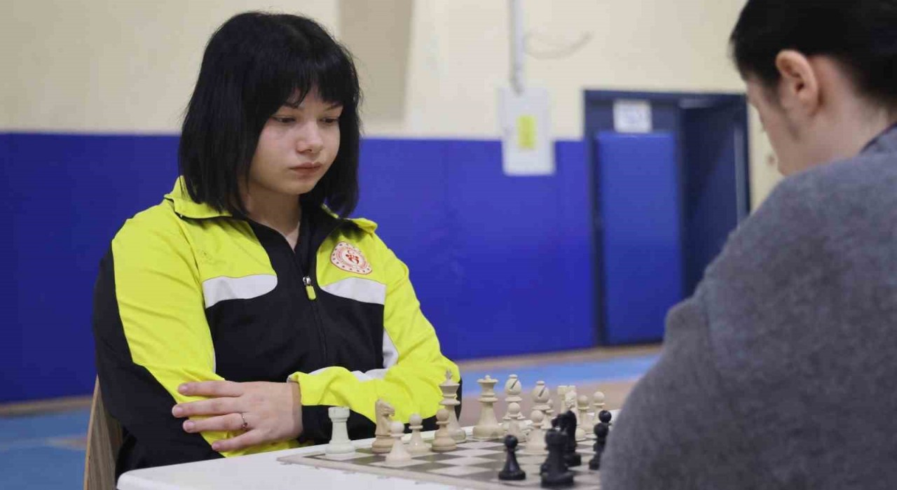 Aydında yurtlar arası satranç turnuvası başladı