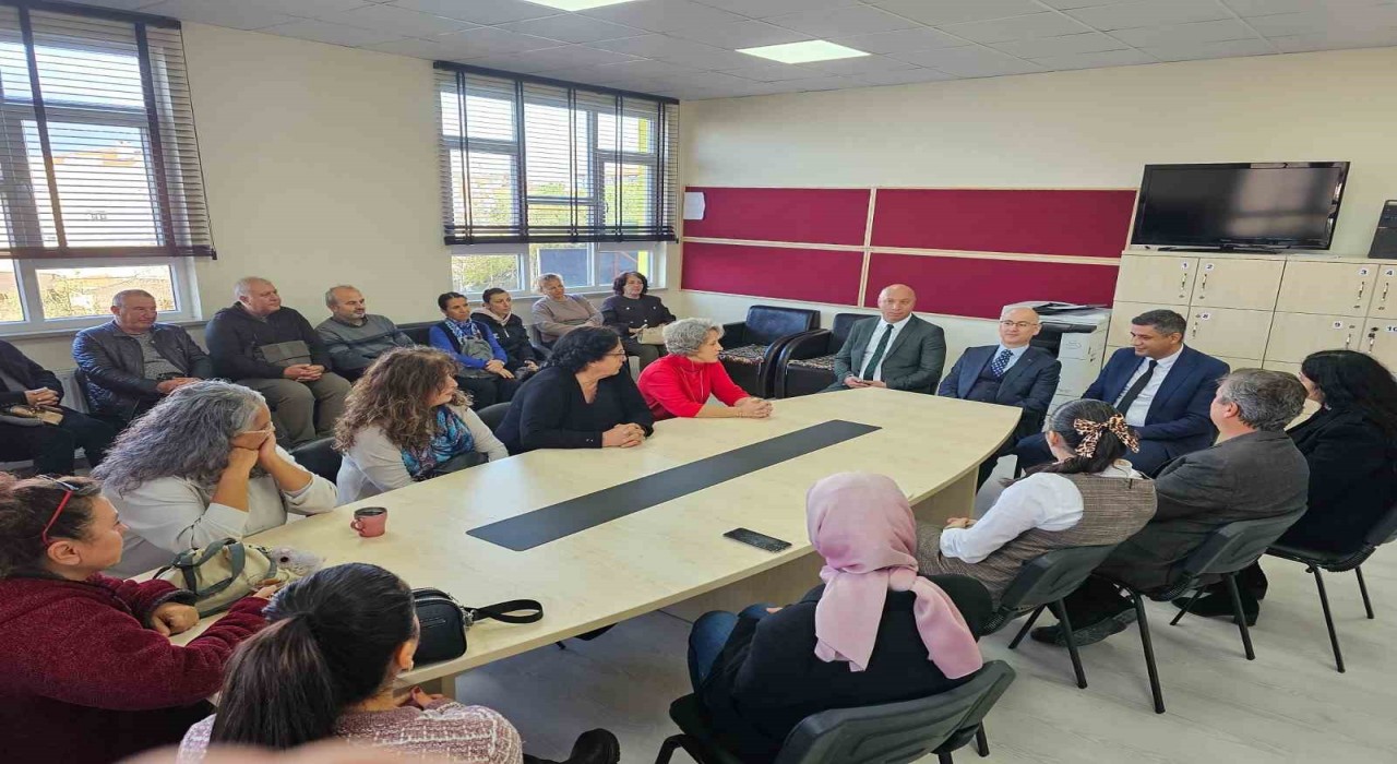 Ayvalık Atatürk İlkokulu ek binası hizmete girdi