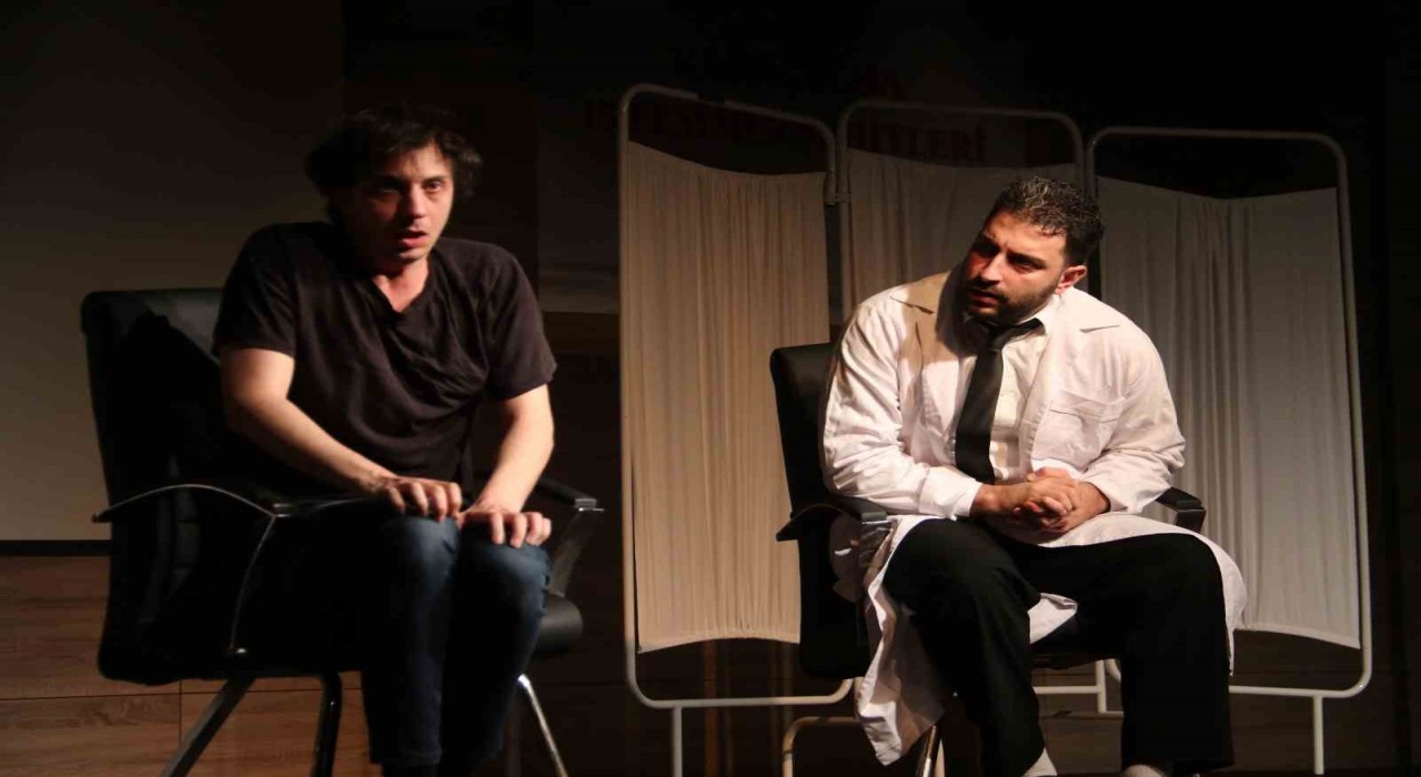 Bağımlılık Farkındalığı Tiyatro Oyunu Fethiyede Öğrencilerle Buluştu