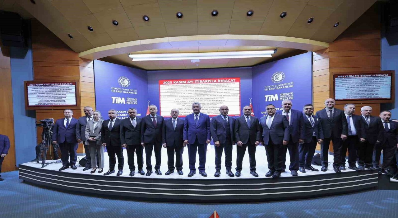 Bakan Bolat: Kasımda ihracatımız, olumsuz takvim etkisine rağmen yüzde 2,2 artışla 22,7 milyar dolar olarak gerçekleşti