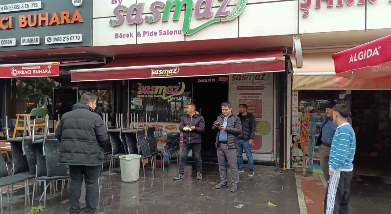 Batmanda börekçide çıkan yangında faciadan dönüldü