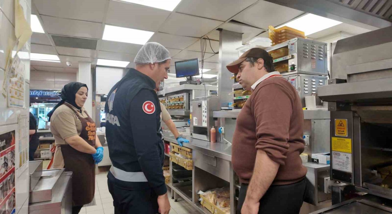Belediye ekiplerinden gıda denetimleri