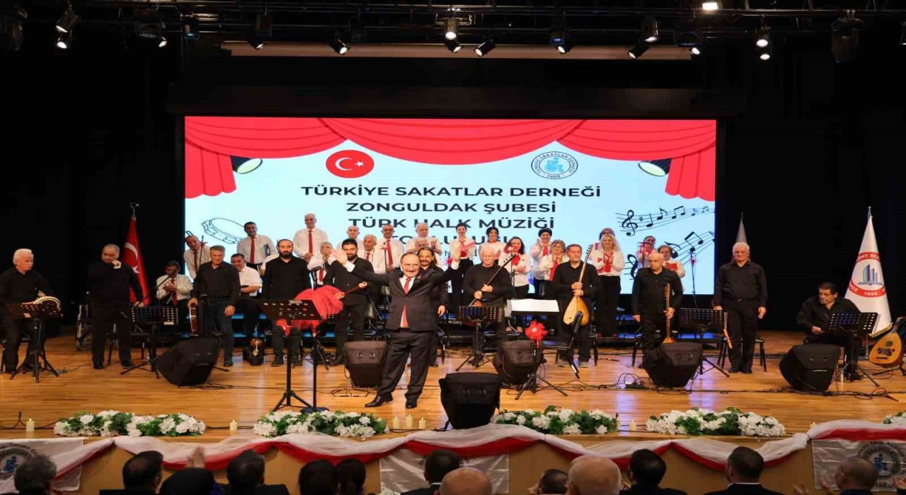 BEUNda Türkiye Sakatlar Derneği Türk Halk Müziği Topluluğundan Unutulmaz Konser