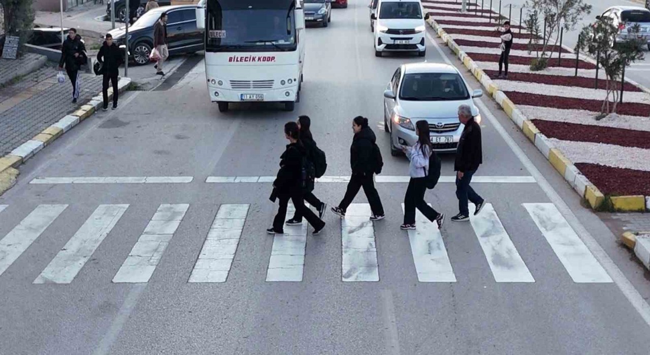 Bilecikte drone destekli trafik denetimi: 29 sürücüye ceza