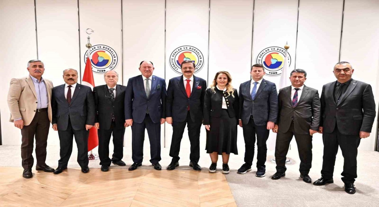 Bilişimcilerin talepleri TOBBda gündeme geldi