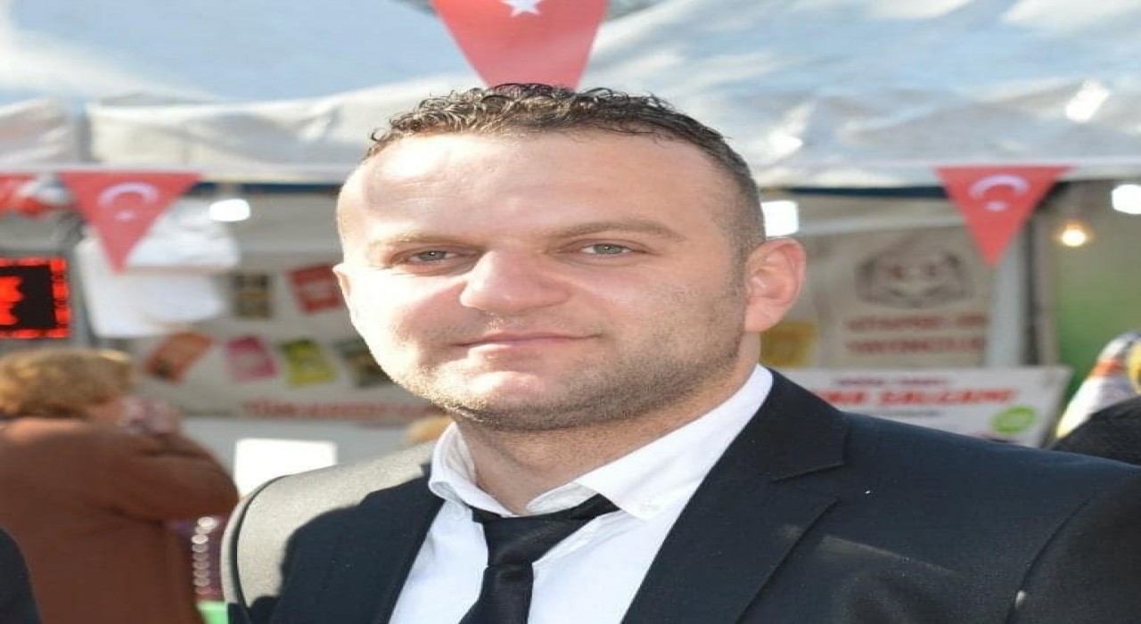 Böbrek ameliyatı sonrası hayatını kaybeden Ekrem Şarlının ölümü ile ilgili Adli Tıp hastaneyi sorumlu tuttu