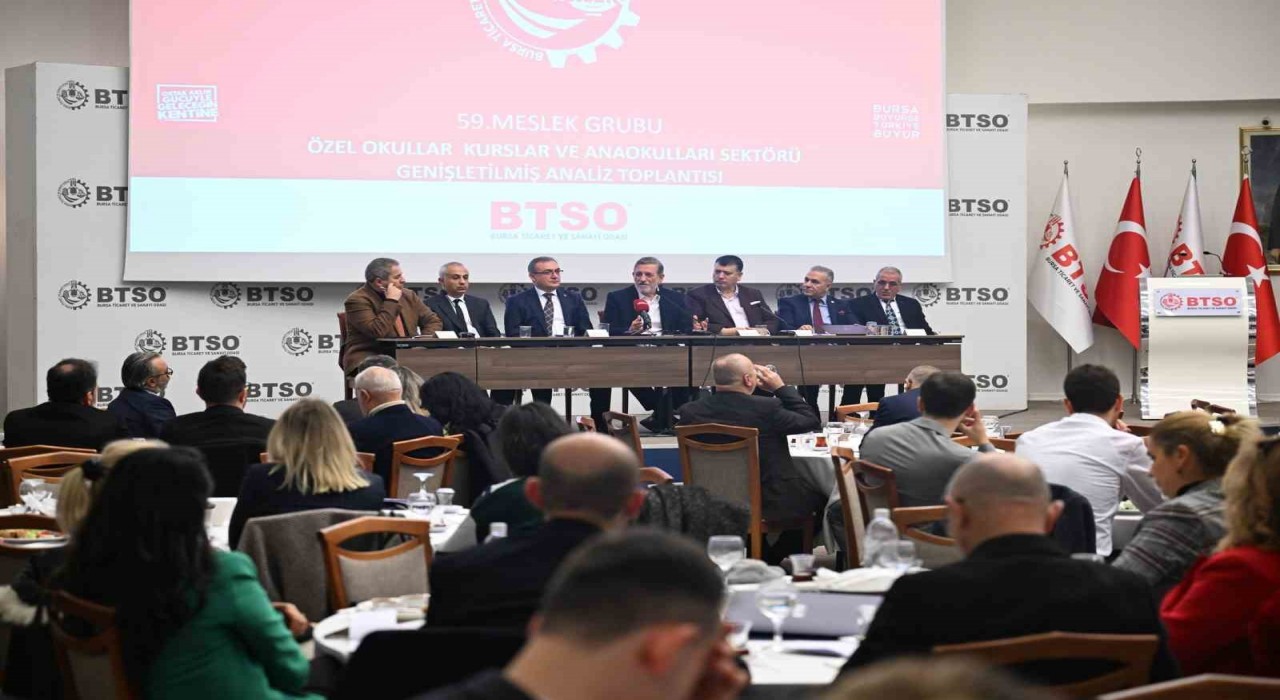 BTSOda eğitim sektörünün geleceği konuşuldu