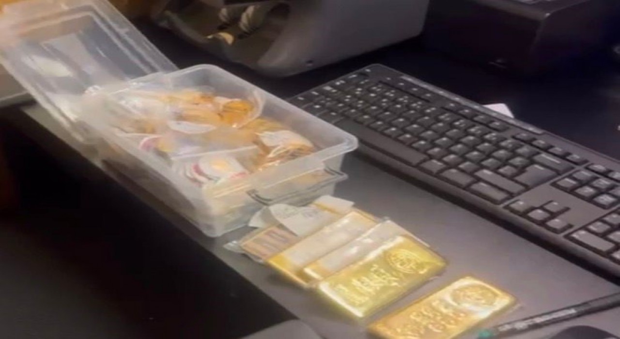 Büyükçekmece Adliyesinin adli emanet kasasından çalınan altınların fotoğrafı ortaya çıktı