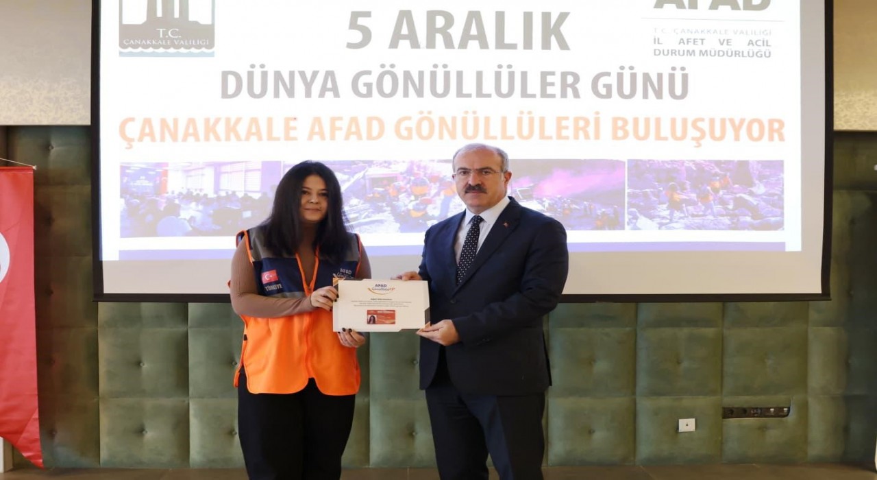 Çanakkalede AFAD gönüllülerine kimlik kartları teslim edildi
