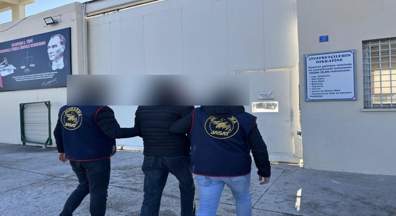 Çorumda JASAT ekipleri 7 ayrı suçtan aranan firariyi yakaladı