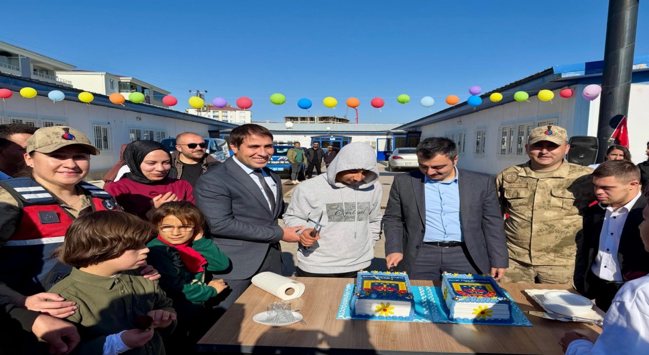 Diclede jandarmadan 3 Aralık Dünya Engelliler Günü etkinliği