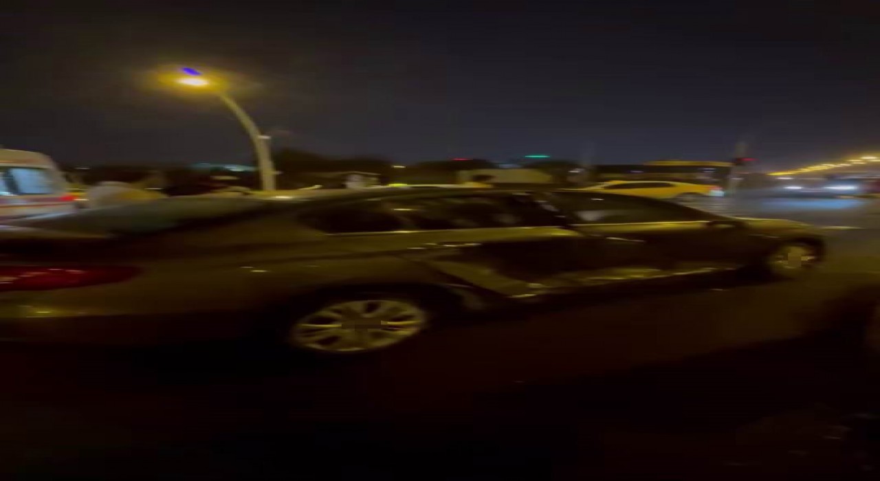 Diyarbakırda iki otomobil çarpıştı: 2 yaralı