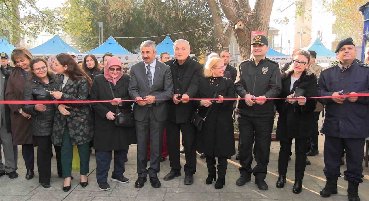 Edirnede polis eşleri tek yürek oldu, tüm ürünler tükendi