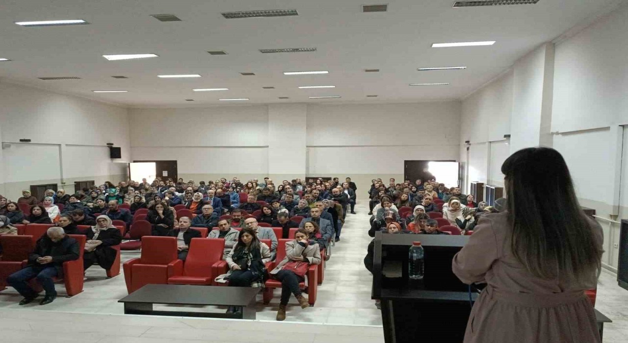 Elazığda öğretmenlere diyabet eğitimi