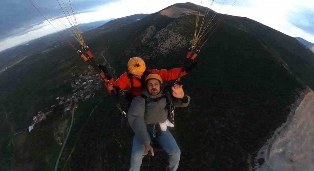 Engelleri aşmak için gökyüzüne çıktılar