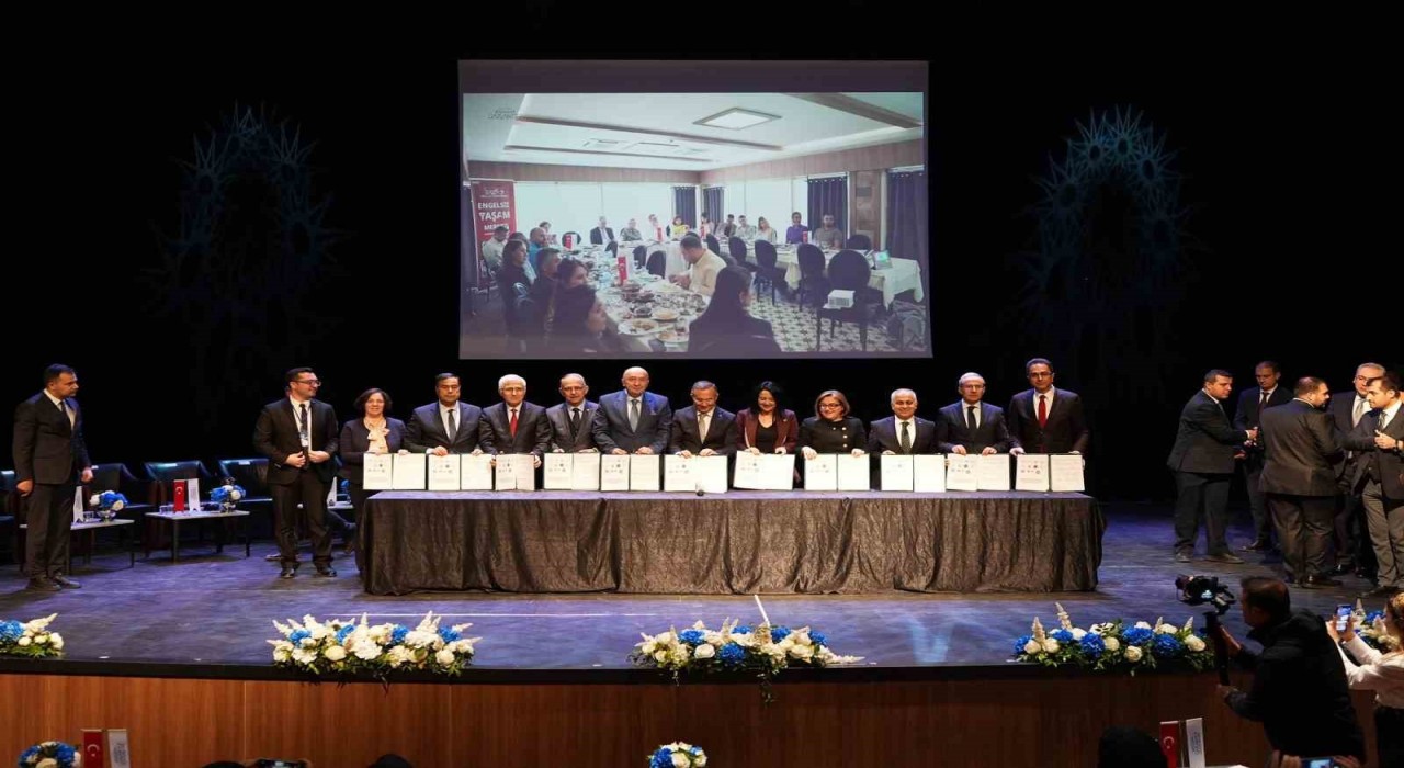 Erken Tanı ve Erken Müdahale Zirvesi Gaziantepte gerçekleşti