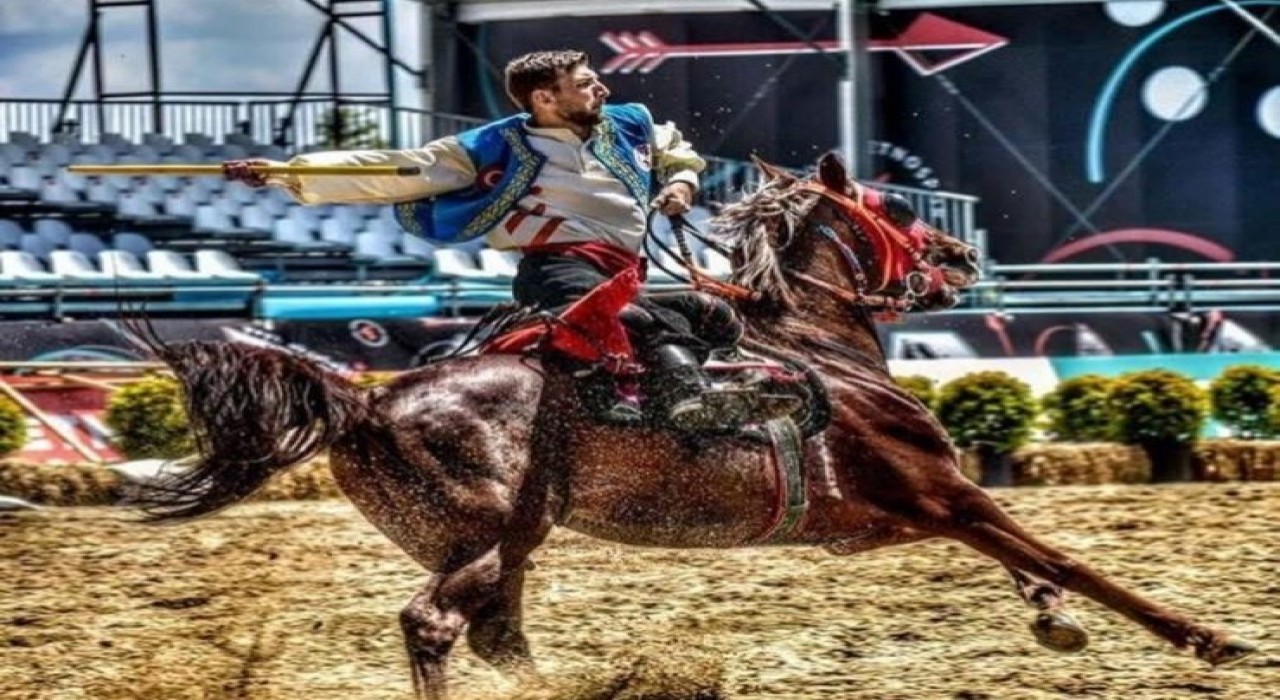 Erzincanda cirit gösterisine davet