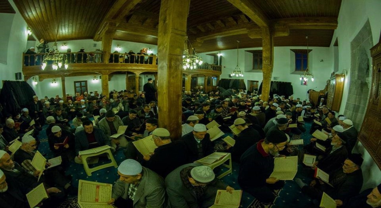 Erzurumda asırlık gelenek 1001 Hatim başlıyor