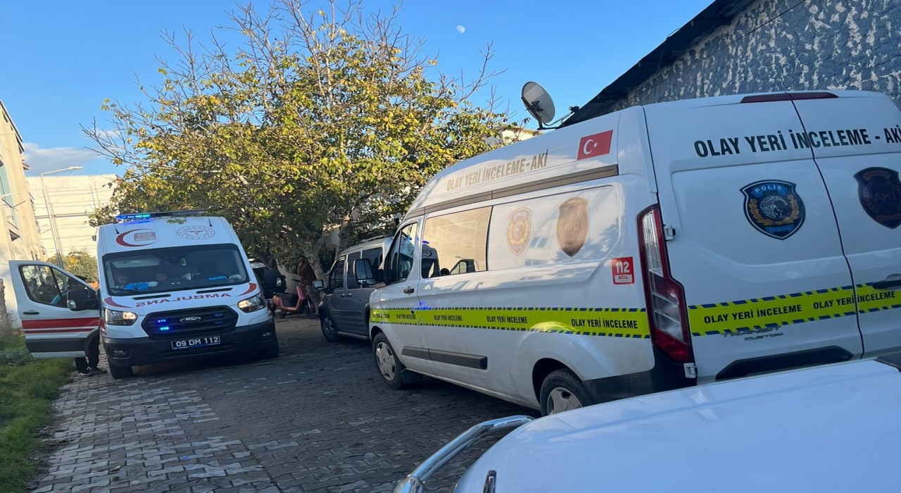 Evin bahçesinde ölü halde bulundu