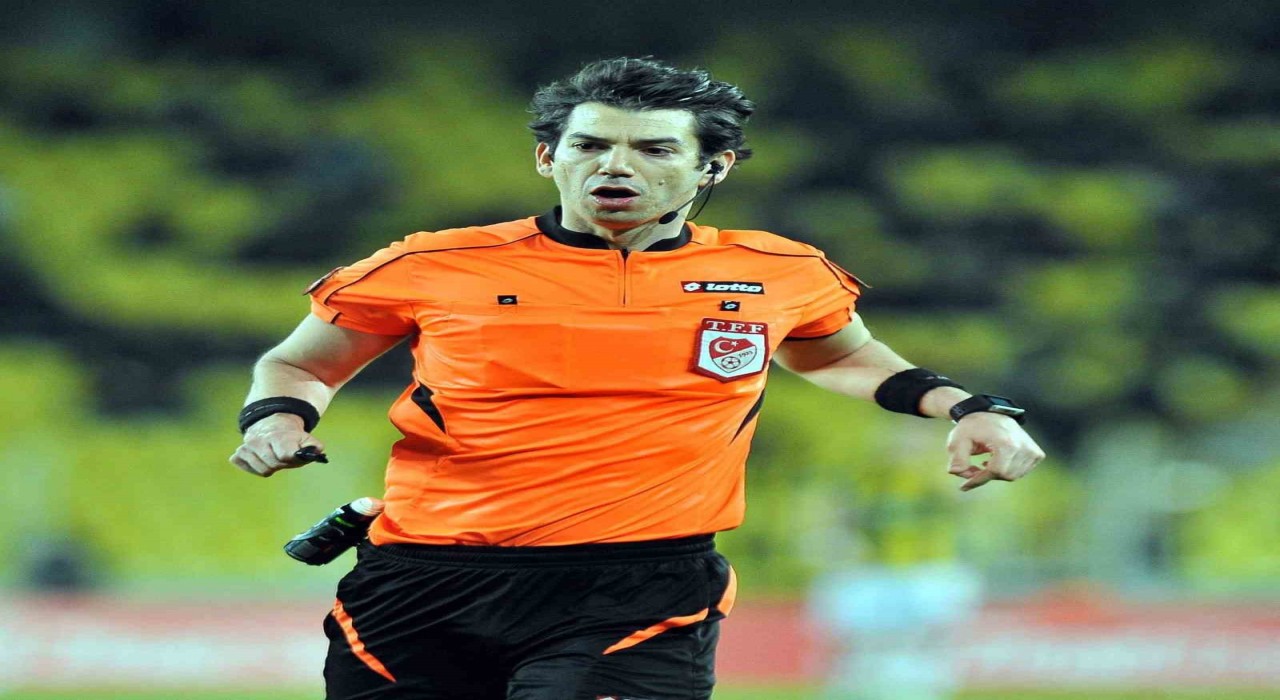 Galatasaray - Samsunspor maçının VARı Onur Özütoprak oldu