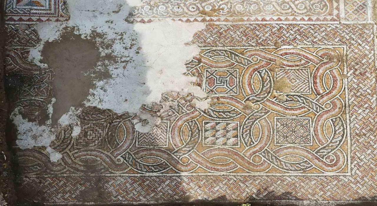 Hadrianopoliste saray kompleksi ortaya çıktı: 4. yüzyıla ait eşsiz mozaikler bulundu