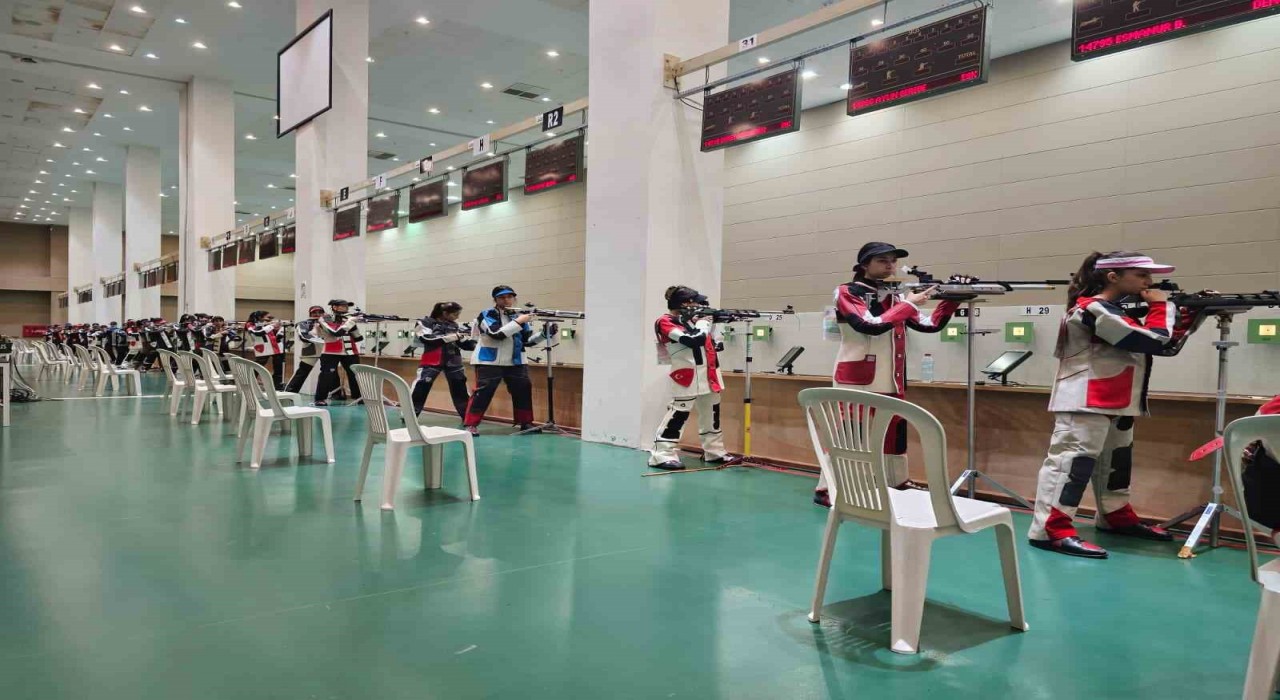 Havalı Silahlar Avrupa Şampiyonası Milli Takım Seçme Yarışmaları Mersinde sürüyor