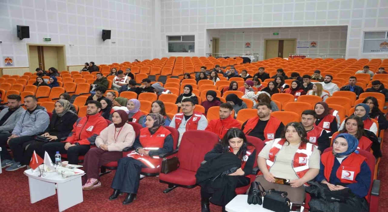 Havzada Kızılay Gençlik Buluşması