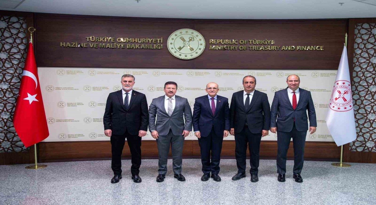 Hazine ve Maliye Bakanı Şimşek, TŞOF Genel Başkanı Yiğineri kabul etti