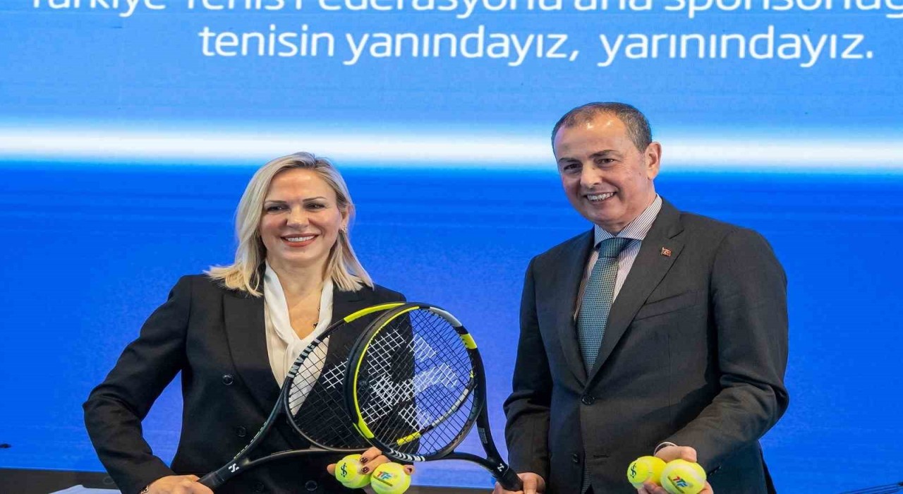 İş Bankasından tenis sporuna destek