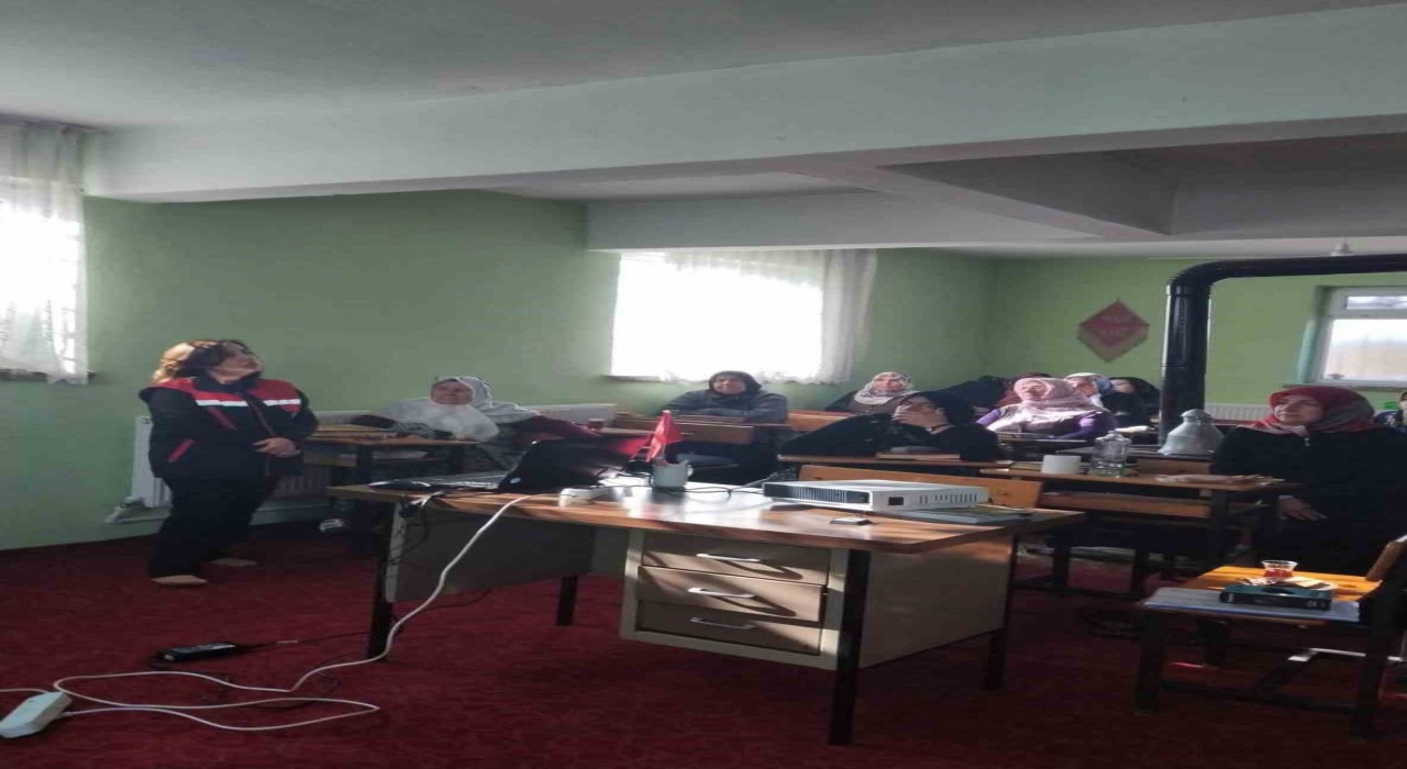 Kadın çiftçilere eğitim verildi