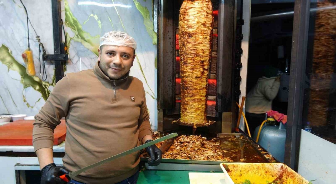 Kadir Baba akımı, Kiliste esnafa renk kattı