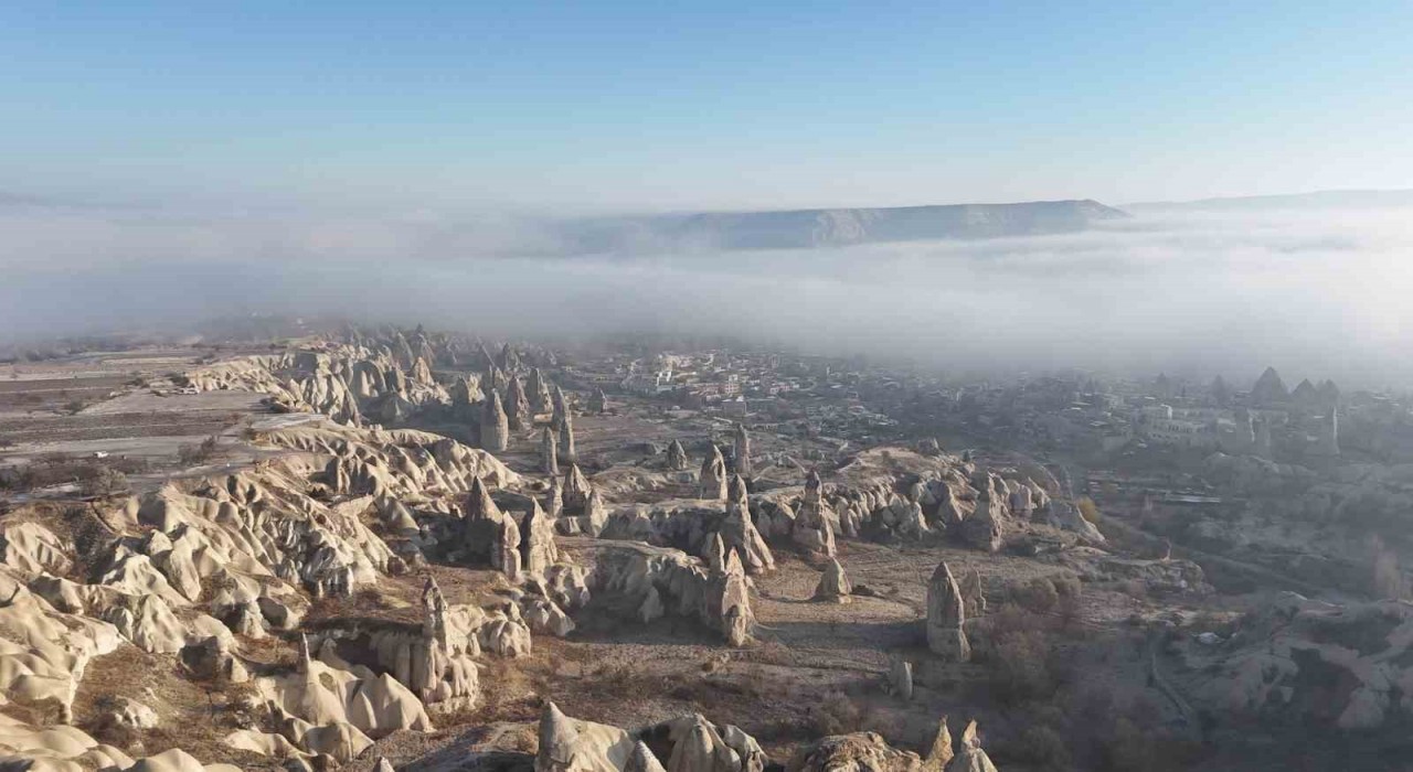 Kapadokyaya sis çöktü