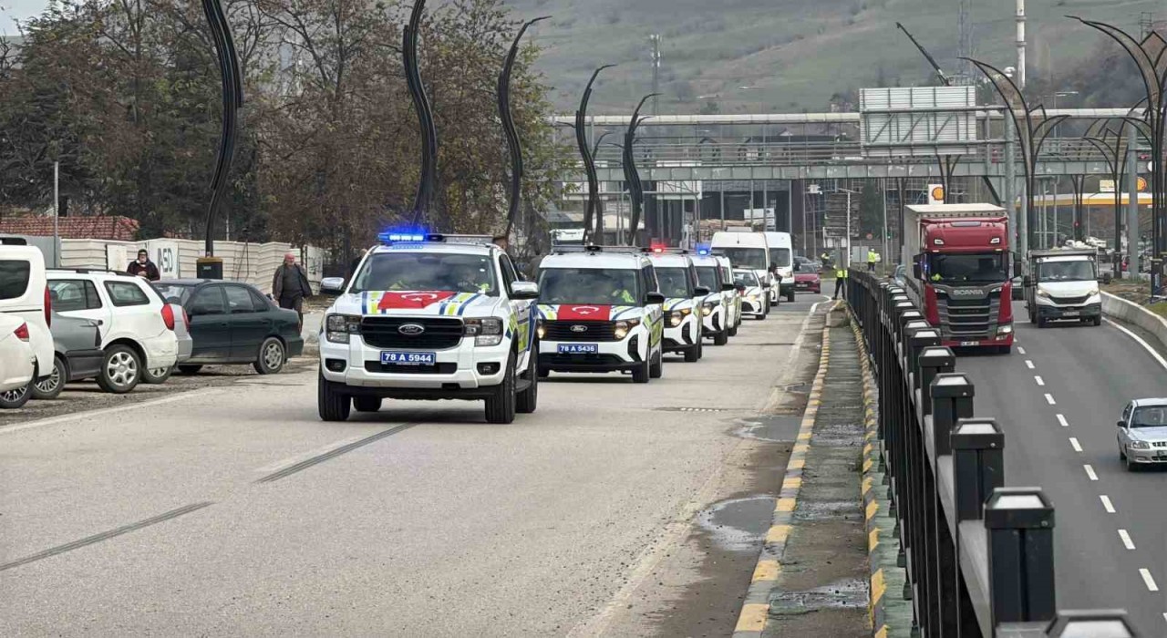 Karabükte emniyet ve jandarmaya 47 yeni araç tahsisi yapıldı