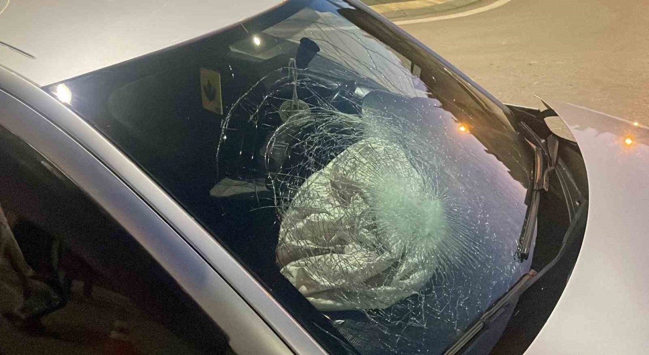 Karamanda iki otomobil çarpıştı: 6 yaralı