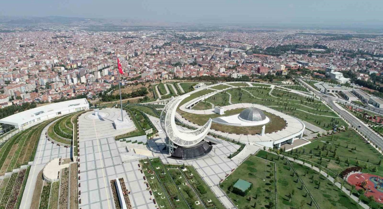 Kareside birleştirilmiş dükkanlardaki ruhsat krizi