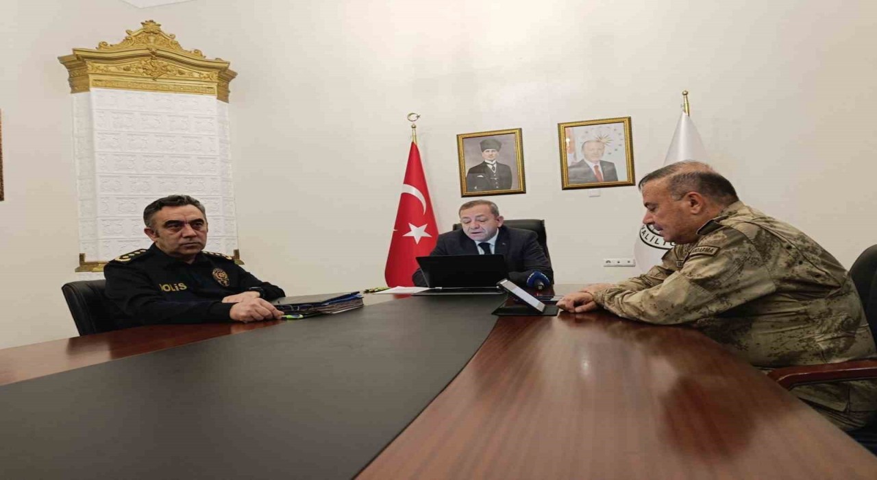 Karsta Kasım ayı asayiş ve güvenlik toplantısı yapıldı