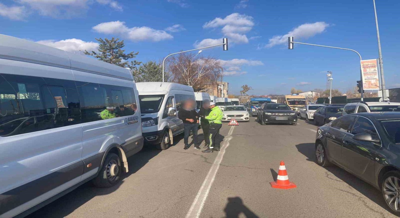 Karsta okul servislerine sıkı denetim: Öğrenci güvenliği öncelik