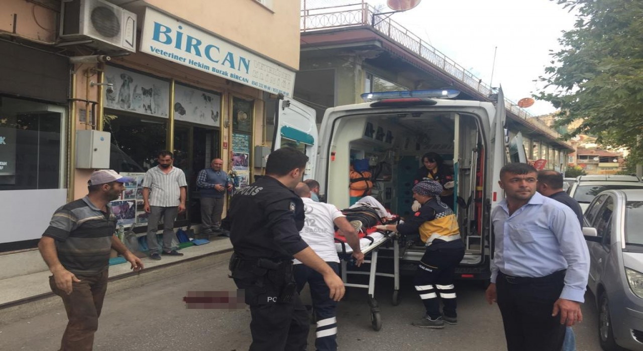 Kastamonuda 3. kattan düşerek hayatını kaybeden Fundanın ölümüyle ilgili cep telefonu incelenecek